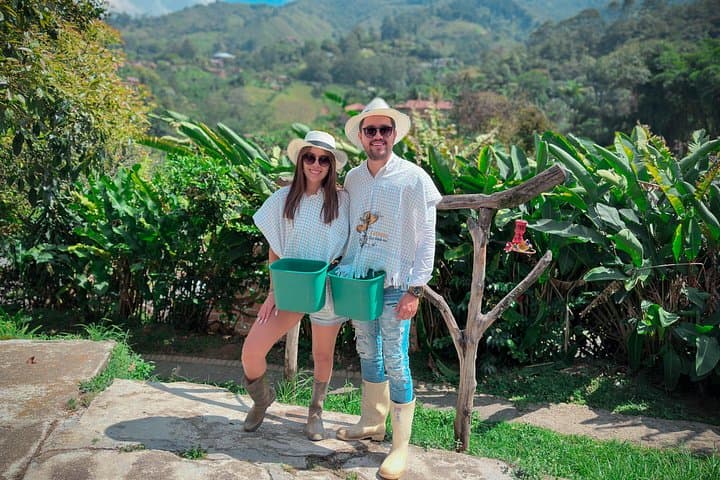 Coffee Farm and Horseback Ride near Medellín: Full-Day Andean Experience photo 2