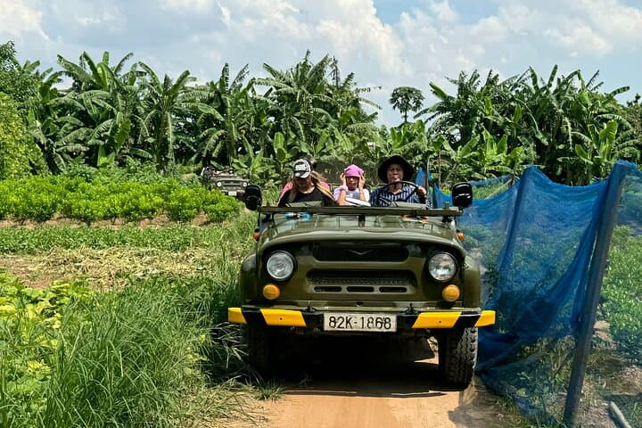 Hanoi Half-Day Jeep Tour: Train Street, West Lake & Countryside Visit photo 5