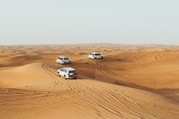 Qatar Overnight Desert Safari: Dune Bashing, Stargazing & Sandboarding Camp photo 4