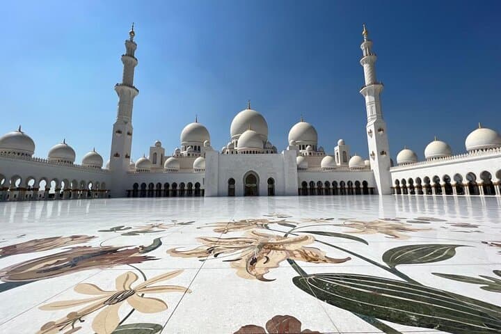 Private Abu Dhabi Full-Day City Tour from Dubai (Multilingual Guides)