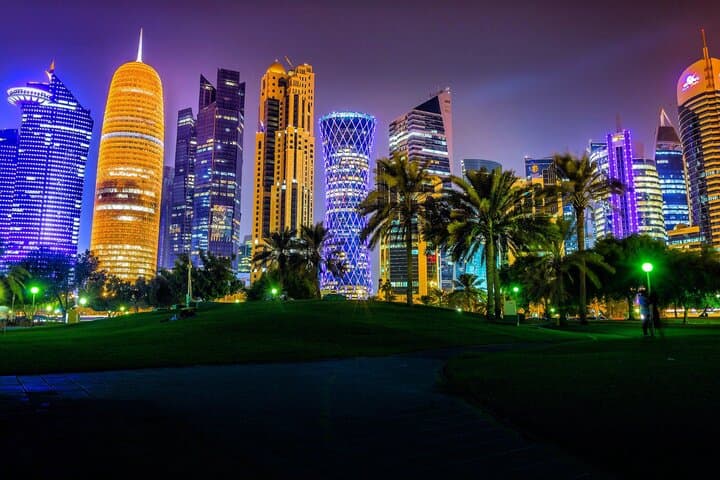 Doha Night City Tour: Souq Waqif, Corniche & Pearl Evening Experience photo 5
