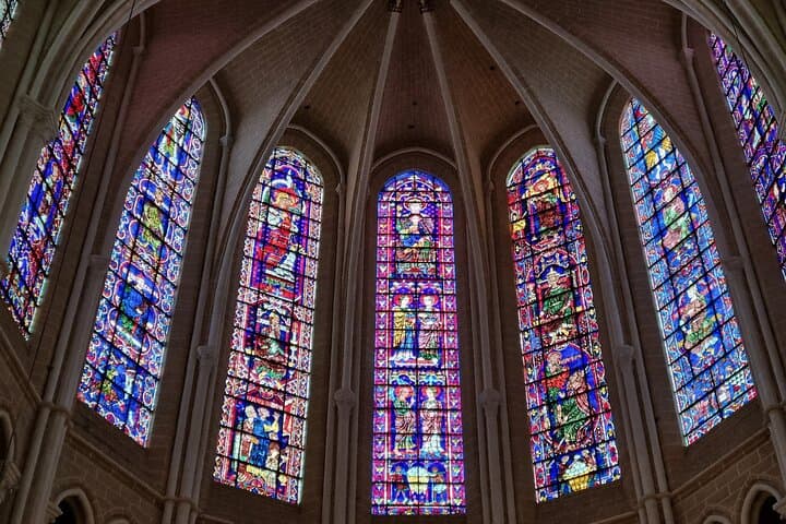 Private Guided Tour of Chartres Cathedral — Stained Glass, Labyrinth & Gothic Secrets photo 3