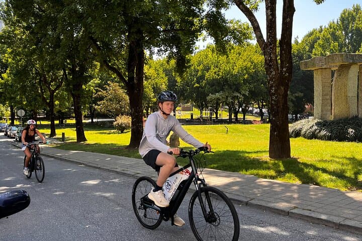 Private Electric Bike Tour in Oporto — 3-Hour E‑Bike Ride Along the Douro photo 6