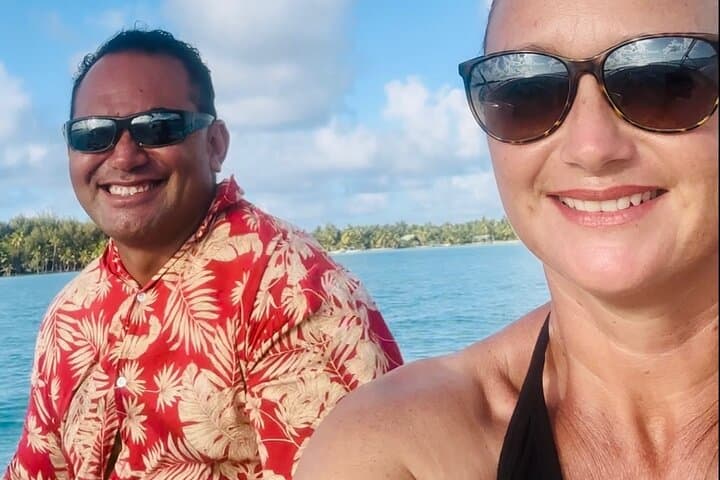 Private Sunset Jet-Boat Tour in Bora Bora: Lagoon Sunset & Champagne Cruise photo 2