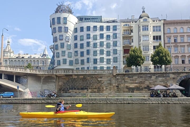Private Kayak Tour in Prague: Paddle the Vltava Past Prague Castle