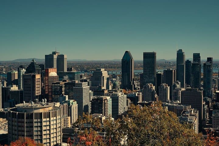 Private Culinary Walking Tour of Old Montreal — 3-Hour Food & History Walk photo 2