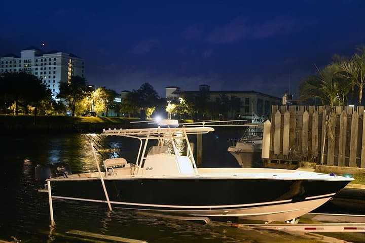 Cartagena Sunset Private Boat Tour — Bay Cruise at Golden Hour photo 3