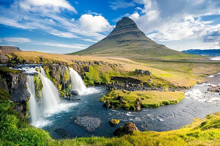 Snaefellsnes Peninsula Wonders: Private Day Tour to Kirkjufell, Black Beaches & Seals photo 2