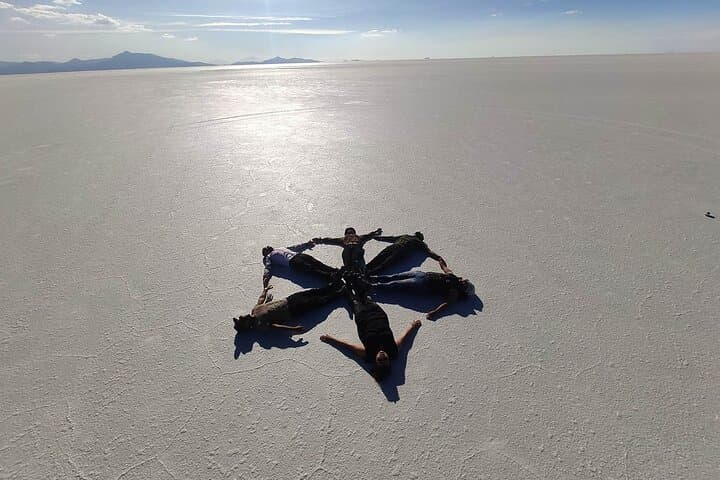 Salar de Uyuni Full-Day Salt Flat Tour: Incahuasi, Train Cemetery & Sunset photo 5