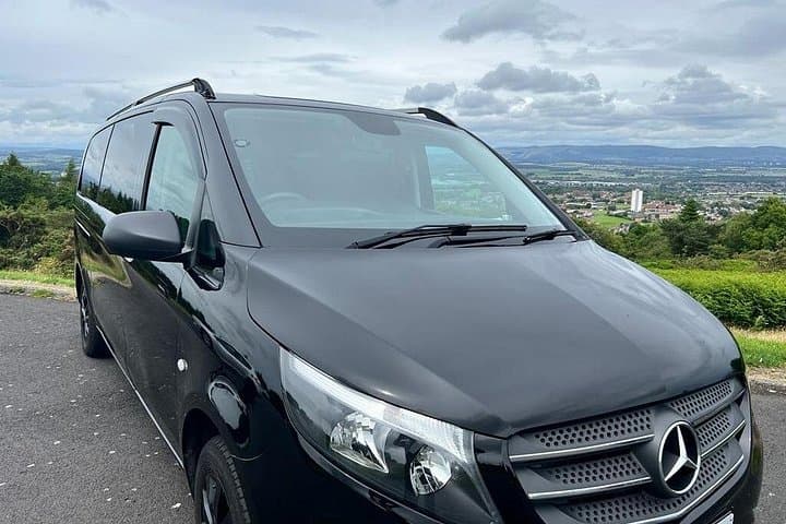 Private Edinburgh Castle to The Kelpies: 4-Hour Castle and Helix Park Tour photo 3