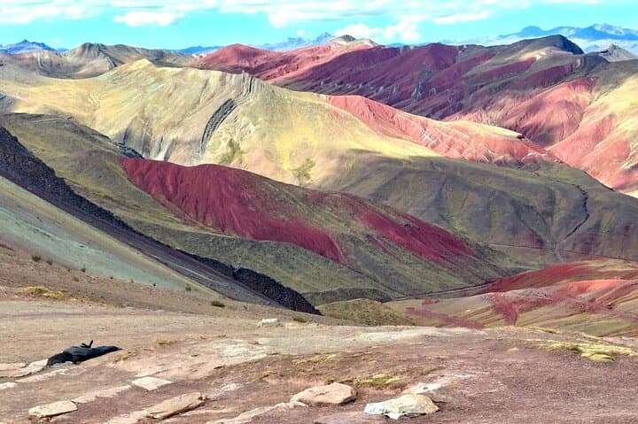 Palcoyo Mountain Full-Day Tour from Cusco: Hike the Alternative Rainbow Mountain photo 4
