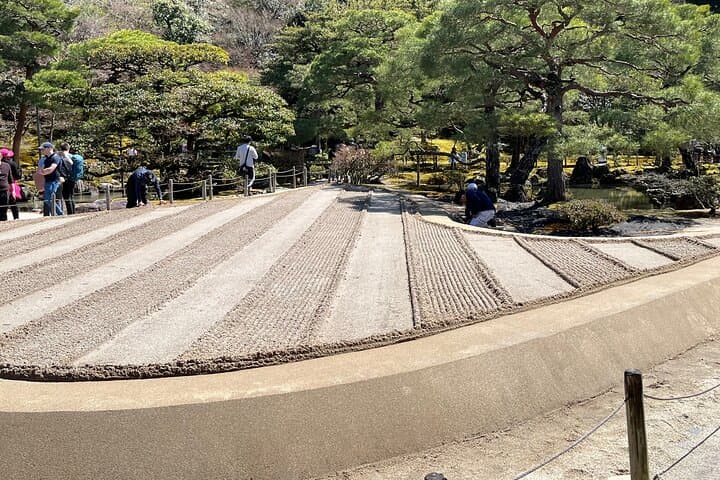 Mount Daimonji Hike: Temples, Shrines & Gardens — Full-Day Kyoto Walking Tour photo 4