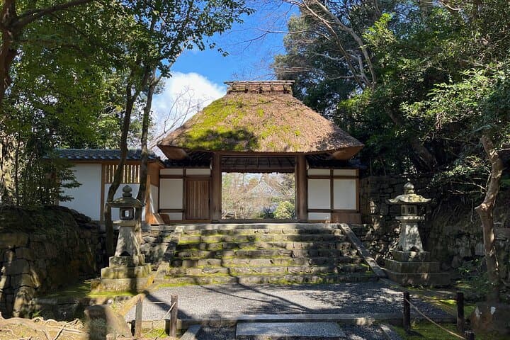 Mount Daimonji Hike: Temples, Shrines & Gardens — Full-Day Kyoto Walking Tour photo 5