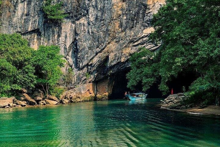 Hue to Phong Nha: Full-Day Phong Nha Cave or Paradise Cave Tour photo 4