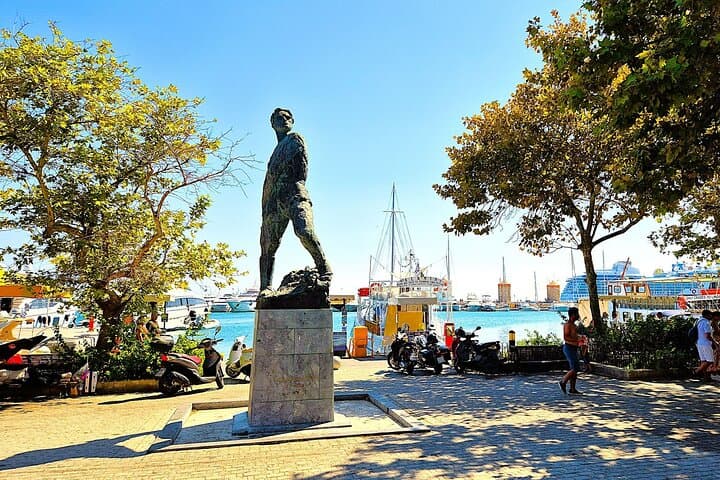 Rhodes Day Trip from Marmaris by Catamaran — Explore Rhodes Old Town in a Day photo 5