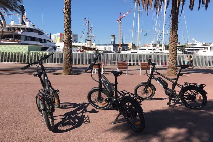 Montjuïc Electric Bike and Sail: Barcelona Views from La Barceloneta to the Sea photo 6