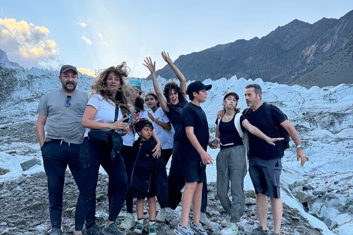 Ultimate Hunza: Glacier Hikes, Attabad Lake & Passu Cones in 5 Days
