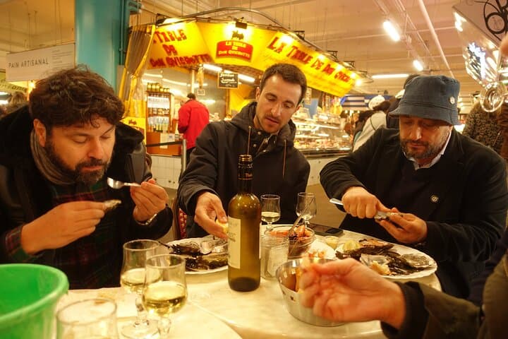 Bordeaux Market Tasting: Morning Food Tour & Wine Sampling photo 3