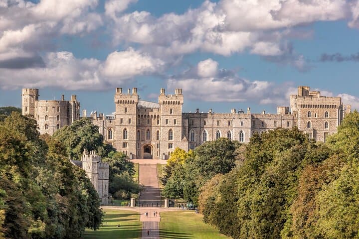 Private Chauffeured Windsor Castle Day Trip from London photo 3