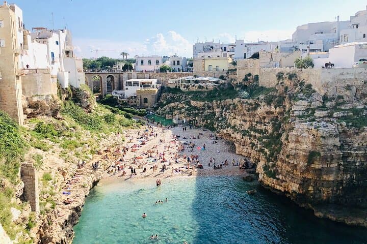 Brindisi to Ostuni, Alberobello & Polignano a Mare: Trulli, White Streets and Cliffside Views