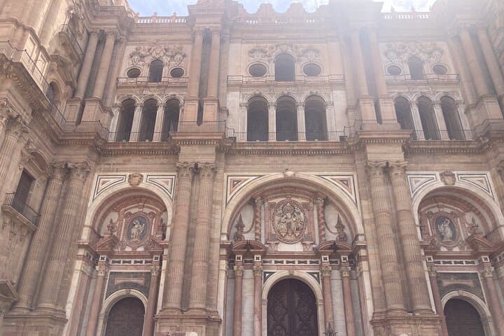 Solve Malaga’s Lost Picasso: Urban Mystery Walk & Bilingual Puzzle Book photo 2