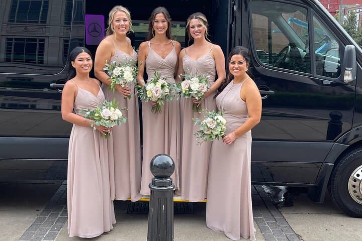 Private Chattanooga Airport Transfer for Groups (7–13) — Stress‑Free CHA Pickup & Drop‑Off photo 2