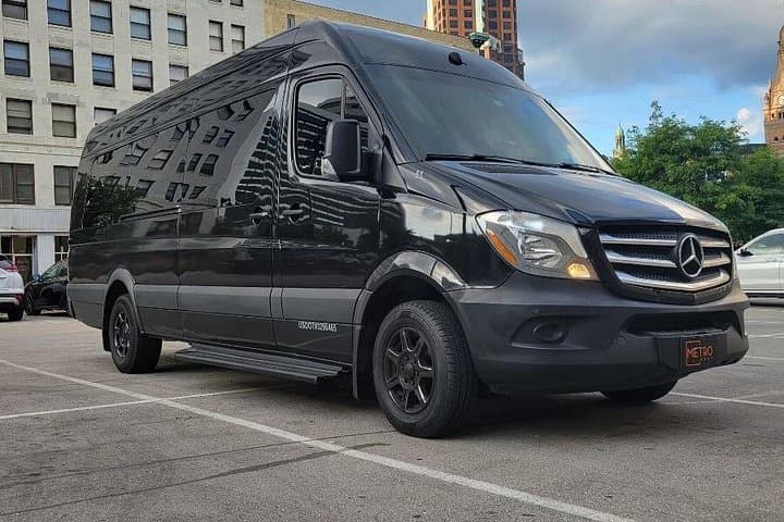 Private Chattanooga Airport Transfer for Groups (7–13) — Stress‑Free CHA Pickup & Drop‑Off photo 4