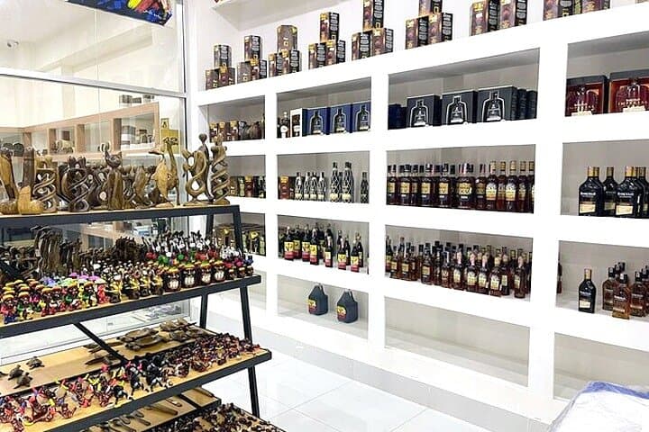 Punta Cana Souvenir Shopping Tour: Artisans, Rum and Local Crafts photo 2