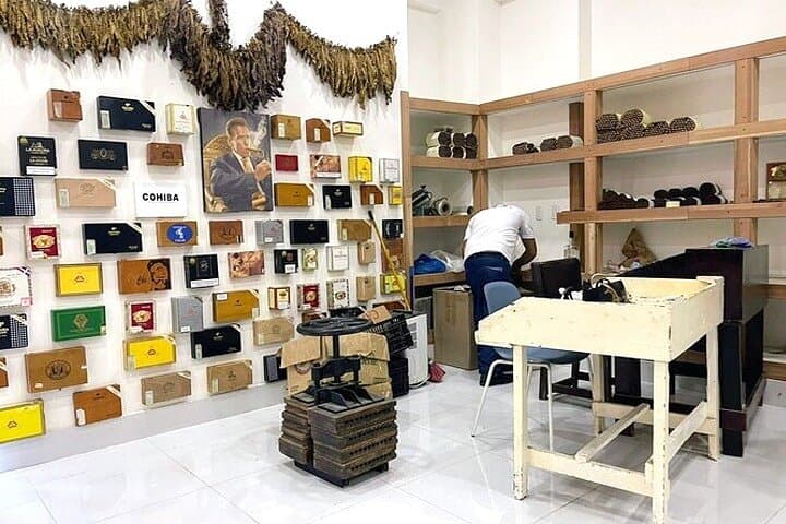 Punta Cana Souvenir Shopping Tour: Artisans, Rum and Local Crafts photo 4