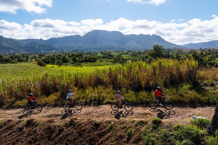 Guided E‑bike Tour Through Fiji’s Interior: Sugarcane Tracks, Streams & Village Life photo 3