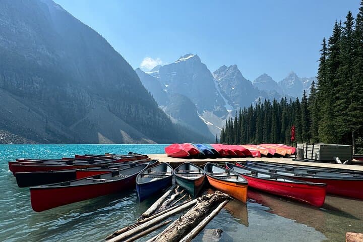 Private Banff & Yoho Day Tour — Lake Louise, Moraine Lake & Emerald Lake Guide photo 6