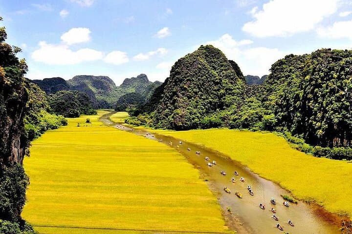 Ninh Binh Full-Day: Hoa Lu & Tam Coc Boat Ride from Hanoi photo 6