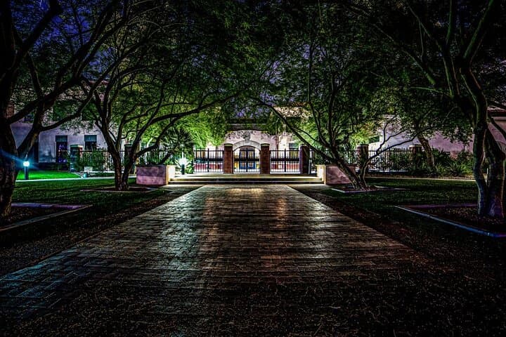 Phoenix Dead of Night Ghost Hunt — Night Walking Tour of Haunted Downtown photo 5