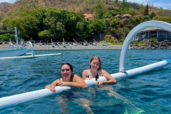 Amed Underwater Temple Snorkeling: Japanese Wreck, Coral Garden & Turtle Point photo 4