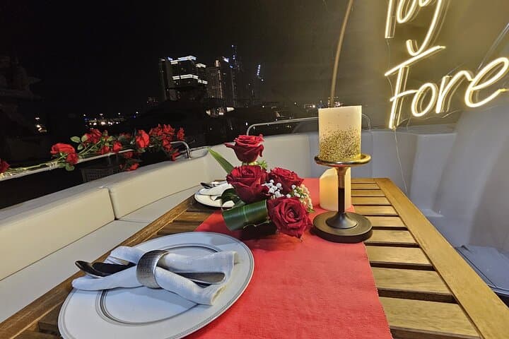 Romantic 2-Hour BBQ Dinner Yacht Cruise in Dubai Marina photo 2