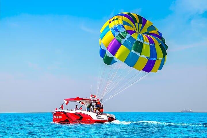 Parasailing in Dubai: Skyline Views & Boat Ride Experience photo 4