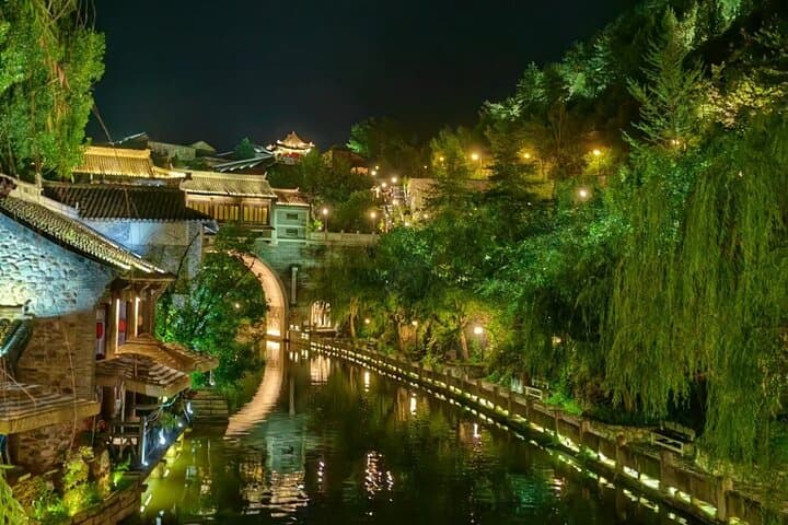 Simatai Great Wall & Gubei Water Town Day-to-Night Tour from Beijing