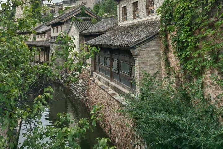 Simatai Great Wall & Gubei Water Town Day-to-Night Tour from Beijing photo 4