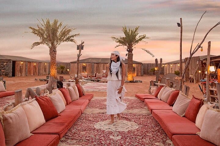 Private Evening Dubai Desert Safari — Red-Dune Dune Bashing, Sandboarding & BBQ photo 4