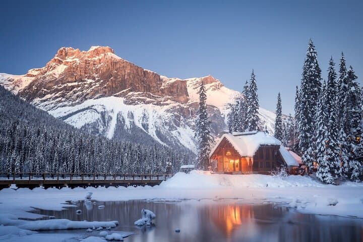 Full-Day Rockies Winter Tour: Lake Louise, Johnston Canyon & Emerald Lake photo 6