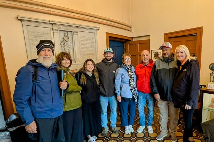 Real Story Belfast Walking Tour with Local Guide — History, Architecture & Local Life photo 4