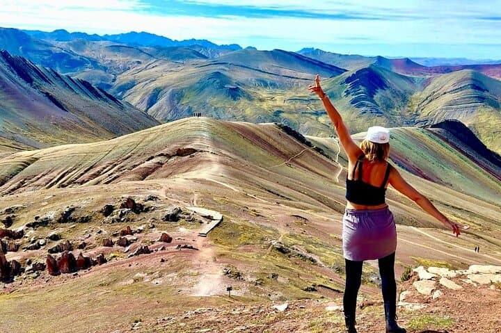 Palcoyo Mountain Full-Day Tour from Cusco: Hike the Alternative Rainbow Mountain photo 2
