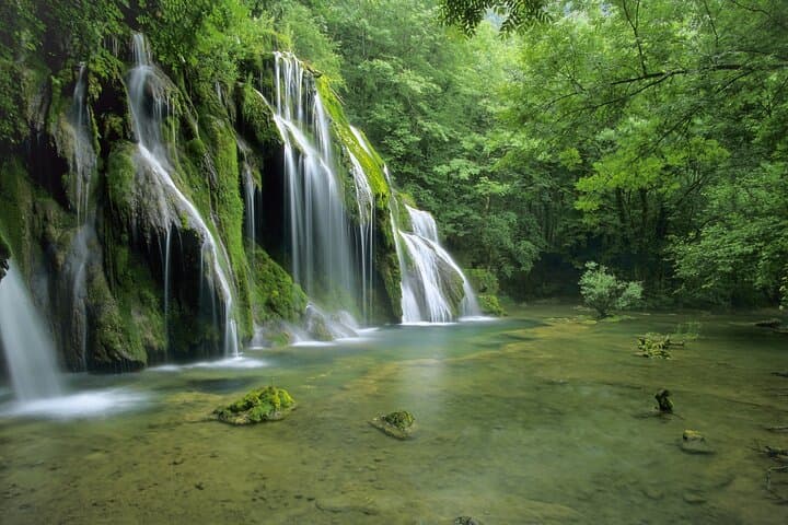Ourika Valley Waterfall Hike and Berber River Lunch from Marrakech