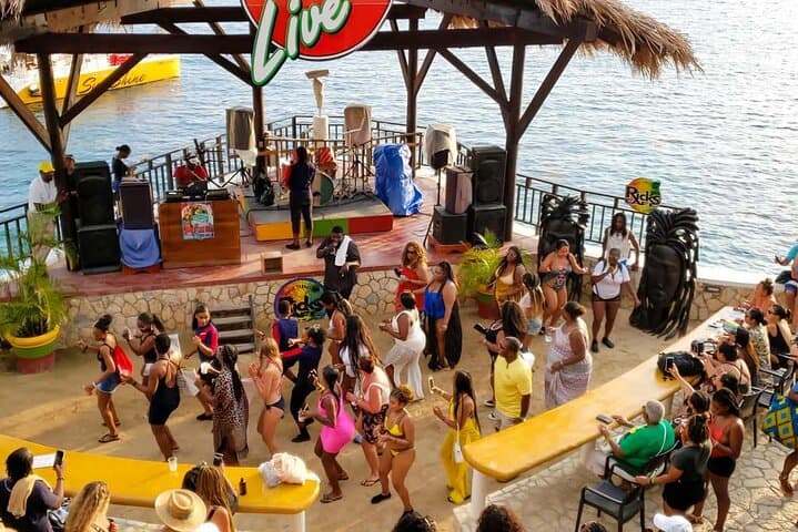 Negril Seven Mile Beach & Rick's Cafe Sunset and Cliff-Jump Tour from Montego Bay photo 2