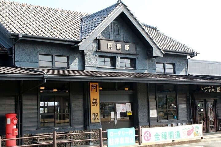 Kumamoto One Piece Statues Tour - Visit All 10 Life-Size Straw Hat Pirates photo 6