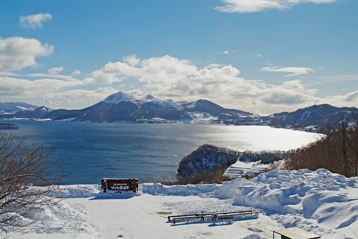 Full-Day Noboribetsu & Lake Toya: Hell Valley, Mount Usu Ropeway and Onsen Views photo 5