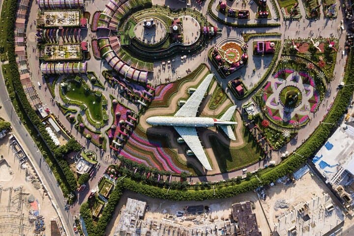 Dubai Full-Day Private Chauffeur Service — 10-Hour Private Chauffeur & Flexible Transfer photo 5