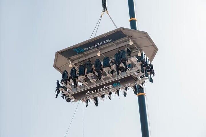 Dinner in the Sky Dubai: Gourmet Dining 50 Meters Above the Marina photo 4