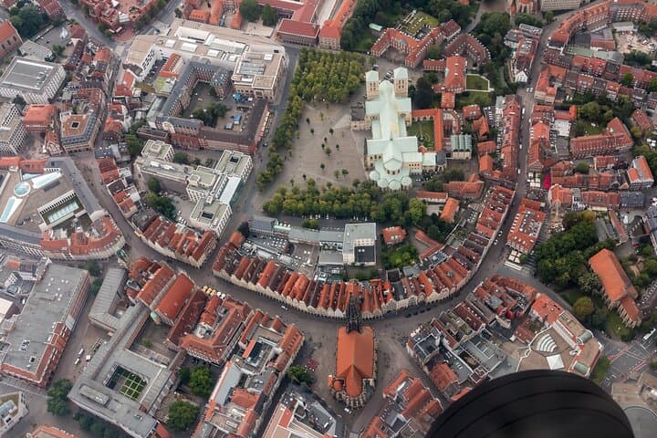 Private Sightseeing Flight over Münster: Scenic Aeroplane Tours and Booking Tips photo 5