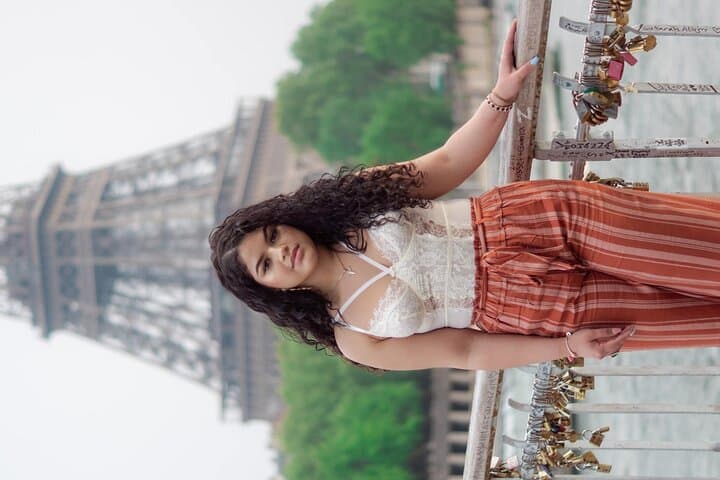 Private Paris Photoshoot at Trocadero — Pro 90- or 180-Minute Session photo 2